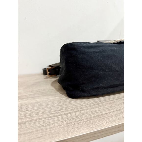 Fendi Mamm Baguette Suede and Leather Shoulder Handbag with FF Logo Buckle - Picture 7 of 12